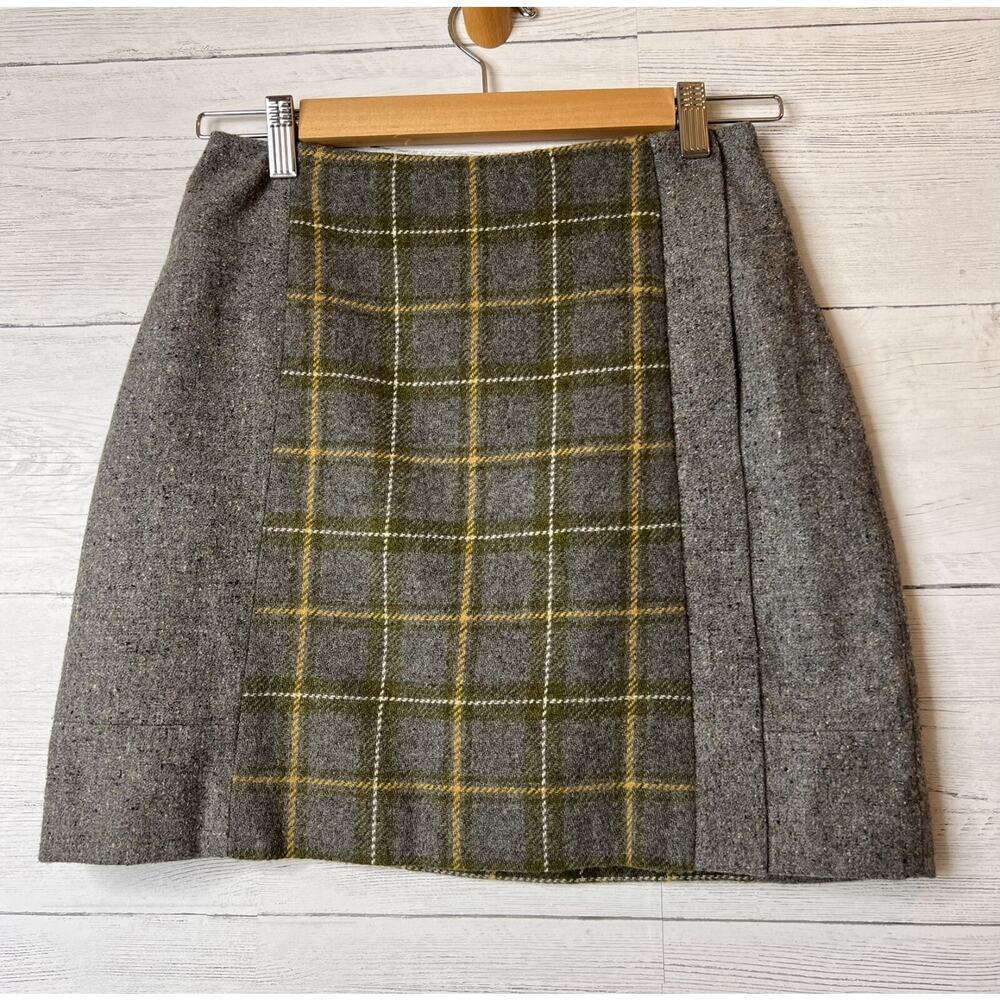 Banana Republic Skirt Womens SZ 0 Gray Wool Blend Academia Plaid Tweed Mini Y2K